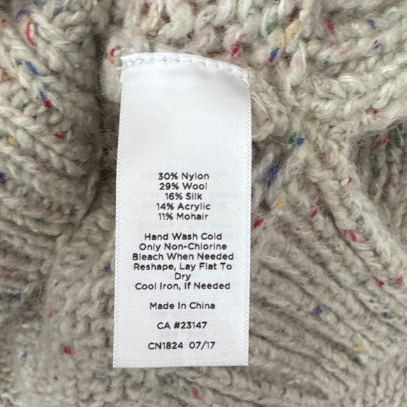 Talbots Speckled Cream Turtleneck Sweater - Picture 3 of 3